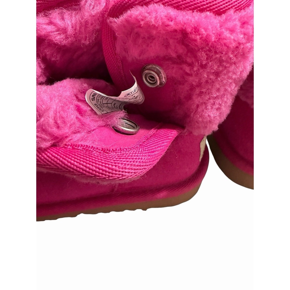 UGG Classic Ultra Mini boot in Size 8 - Picture 4 of 5